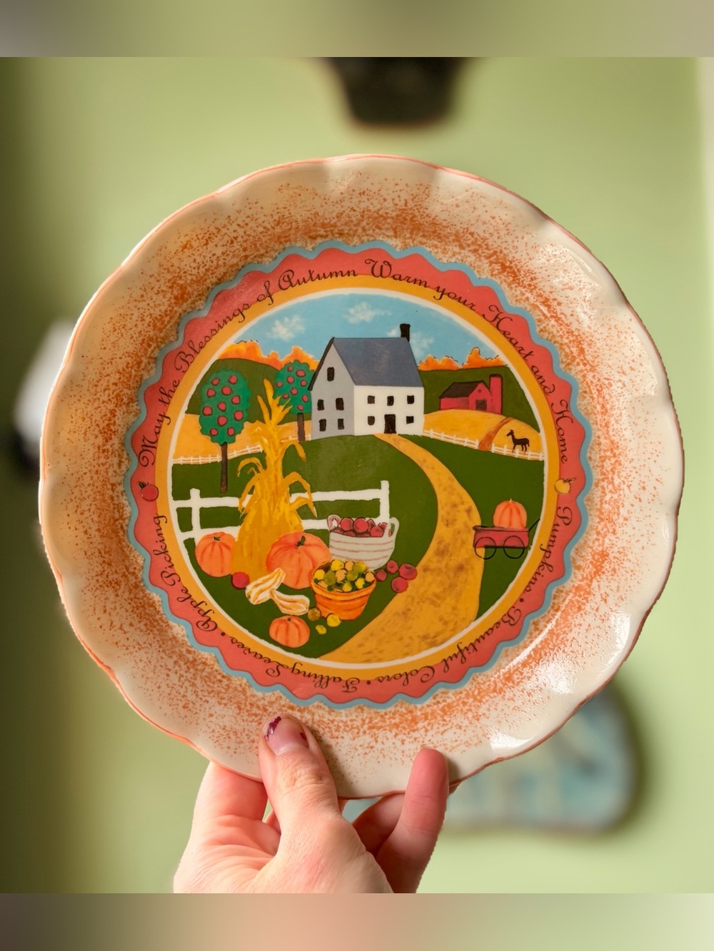 Avon Autumn Farmhouse Ceramic Pie Plate in Wall Decor